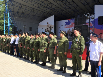 В Калининграде прошли ежегодные военно-спортивные казачьи игры