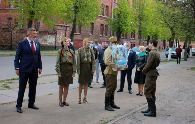 В Советске и Славске состоялся парад у домов ветеранов