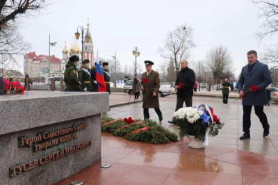 Единороссы региона приняли участие в акции «Защитим память героев»