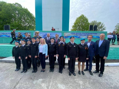 Единороссы организовали экскурсию для школьников на корабли Балтфлота