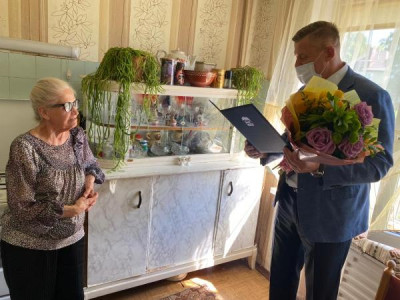 Единороссы Советска поздравили с днём рождения старейшего члена партии