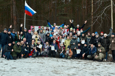 Единороссы Светлого провели легкоатлетический забег в честь 8 марта