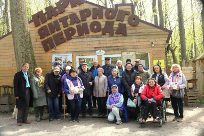 Единороссы Светлогорска организовали концерт для пенсионеров