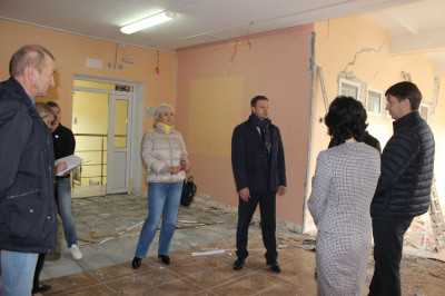 В рамках народной программы ЕР начался ремонт школы Янтарного