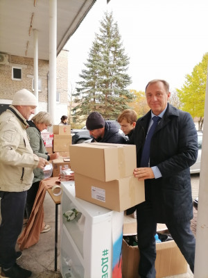 Единороссы Правдинска провели благотворительную акцию