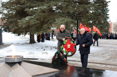 Жители Черняховска почтили память советских воинов