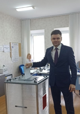 Леонид Шибаев принял участие в голосовании