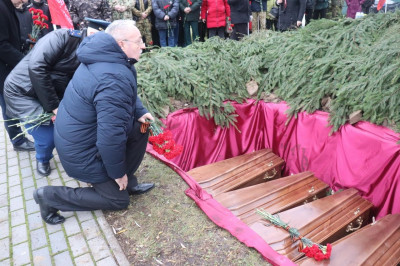 Состоялось перезахоронение советских воинов в пос. Ольховатка