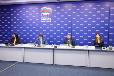 В 2025 году отремонтируют почти 1,5 тысячи объектов образования