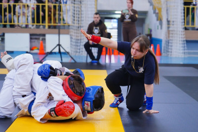 При участии единороссов Пионерского прошел спортивный фестиваль