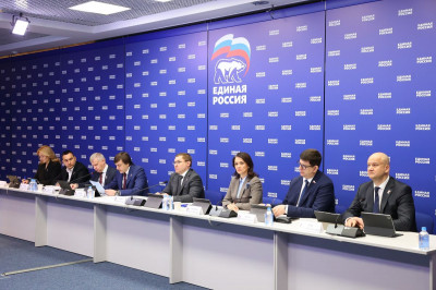 ЕР и Минпросвещения дали поручения регионам