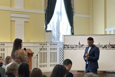 Единороссы Черняховска встретились с представителями сферы культуры