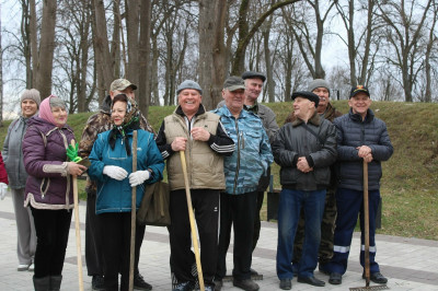 В Гвардейске единороссы привели в порядок городскую территорию