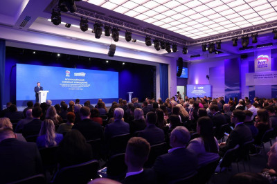 Сторонники «ЕР» принимают участие в формировании народной программы