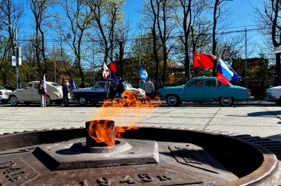 ЕР провела автопробег, приуроченный к «Диктанту Победы»