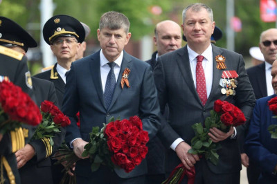 Андрей Кропоткин возложил цветы к мемориалу 1200 гвардейцам