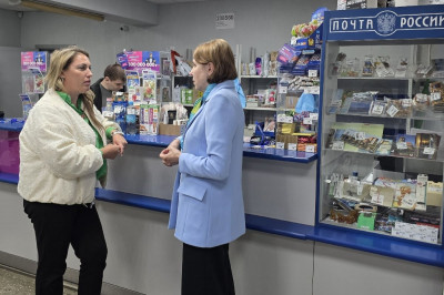 Лариса Швалкене проинспектировала работу почтовых отделений